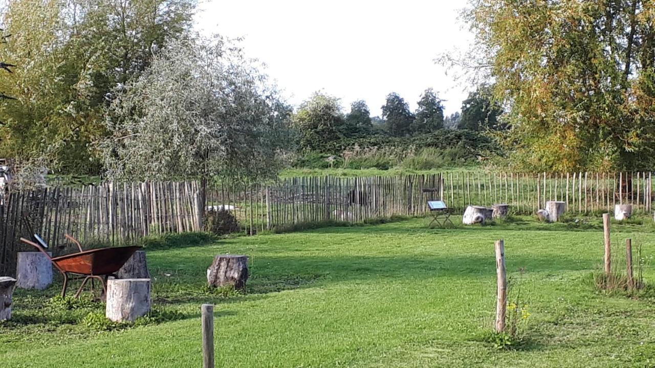 Pipowagen Overnachting Het Houten Huis Zaltbommel Eksteriør billede